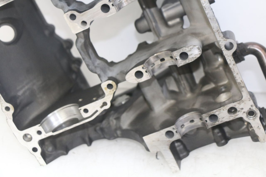 photo de CARTER BAS MOTEUR YAMAHA YZF R1 1000 (2007 - 2008) - Focus sulla struttura