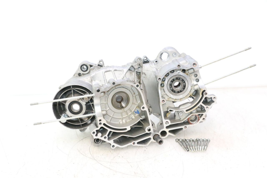 photo de CARTER MOTORE PIAGGIO ZIP IGET 4T 50 (2021 - 2023) - Dettaglio del componente