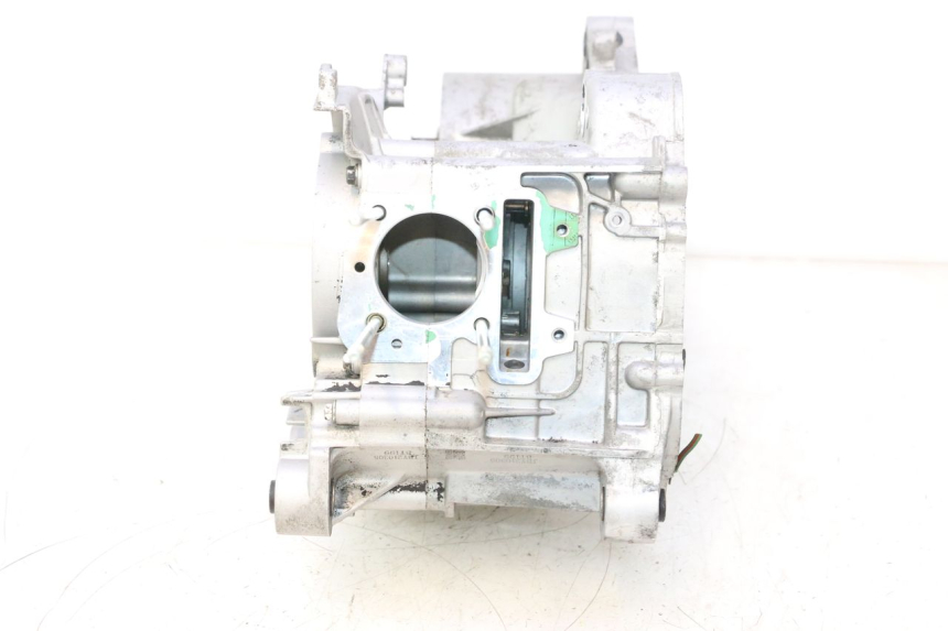 photo de CARTER MOTORE PIAGGIO ZIP IGET 4T 50 (2021 - 2023) - Zoom sui componenti