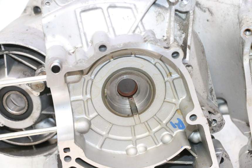 photo de CARTER MOTORE PIAGGIO ZIP IGET 4T 50 (2021 - 2023) - Dettaglio del componente