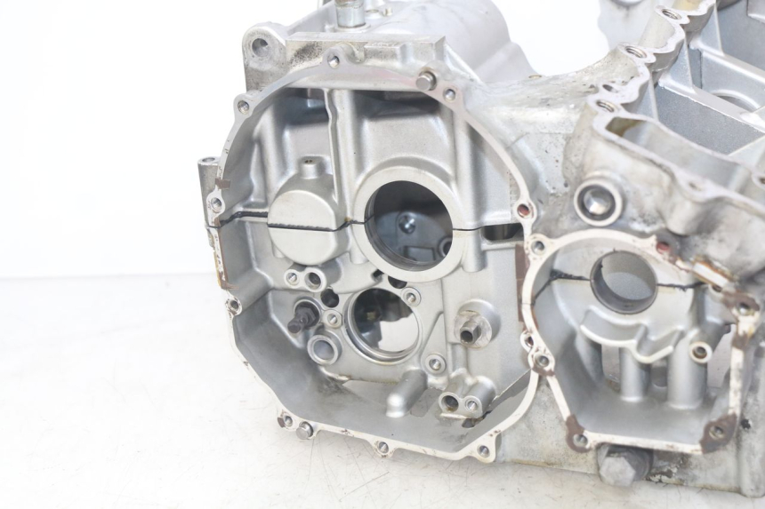 photo de CARTER BAS MOTEUR KAWASAKI ZX-6R ZX6R 600 (1995 - 1997) - Dettagli dei punti di fissaggio