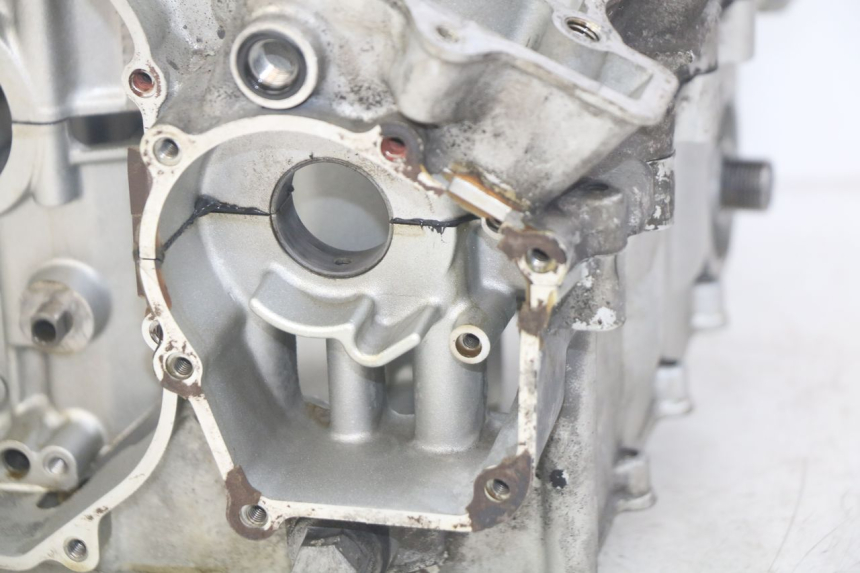 photo de CARTER BAS MOTEUR KAWASAKI ZX-6R ZX6R 600 (1995 - 1997) - Stato della superficie e materiale