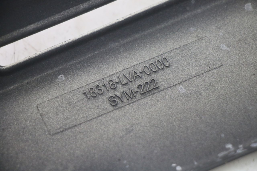 photo de SCARICO COPERCHIO SYM GTS EVO 125 (2009 - 2013) - Marcature e riferimenti originali