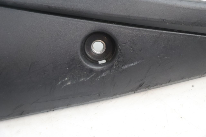 photo de SCARICO COPERCHIO TNT MOTOR ROMA 10' 2T 50 (2011 - 2018) - Zoom sullo stato d'uso