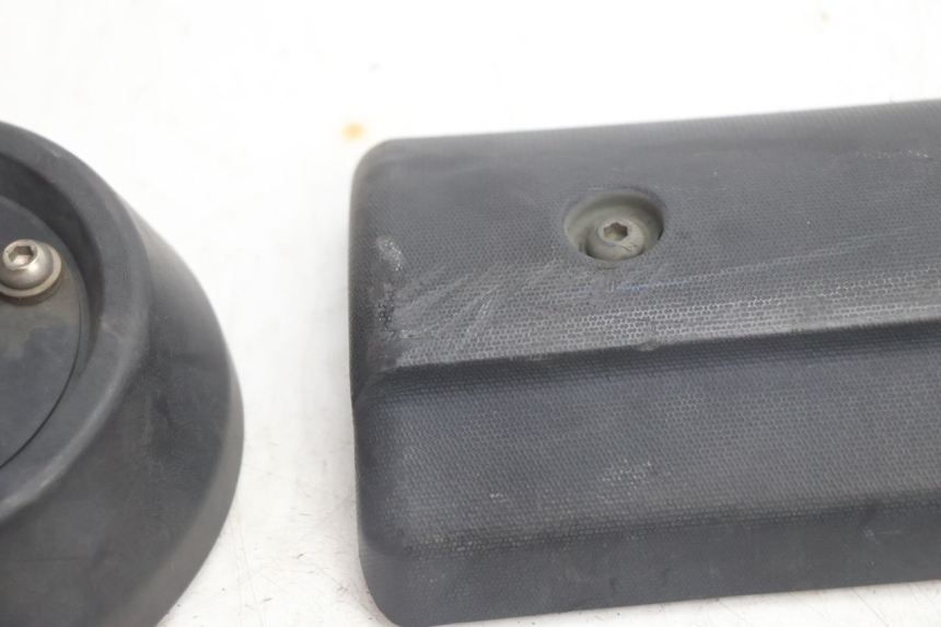 photo de SCARICO COPERCHIO YAMAHA X-MAX XMAX 125 (2010 - 2013) - Altra angolazione