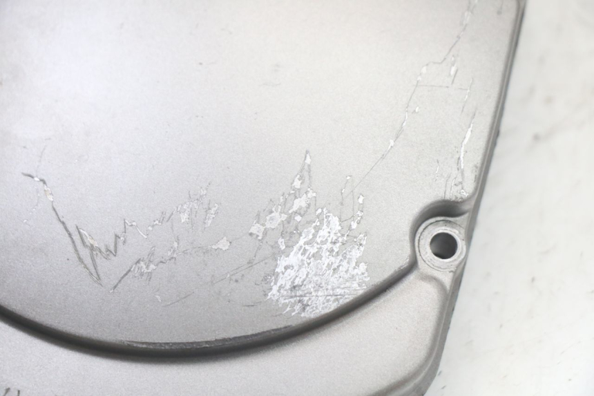 photo de COPERCHIO FRIZIONE SUZUKI GSF S BANDIT 600 (2000 - 2004) - Primo piano tecnico