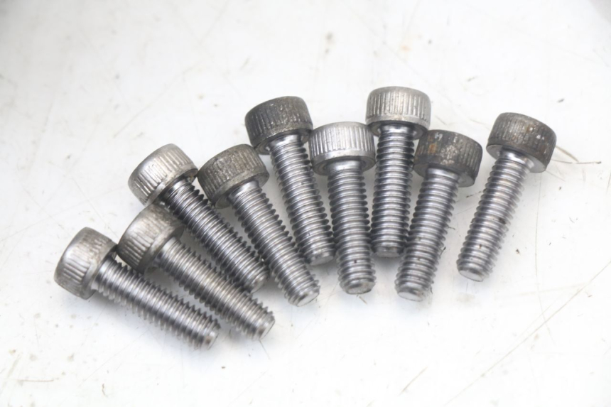 photo de COPERCHIO FRIZIONE YAMAHA TDM ABS 900 (2002 - 2014) - Stato della superficie e materiale