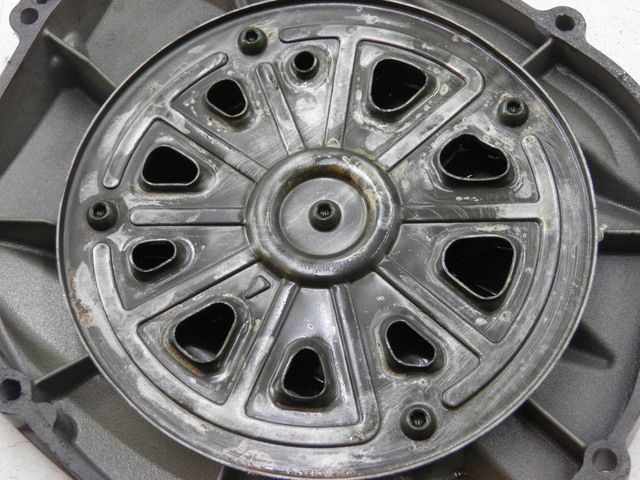 photo de COPERCHIO FRIZIONE YAMAHA FJR 1300 (2004 - 2005) - Zoom sullo stato d'uso