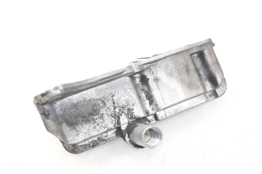 photo de COPERCHIO OLIO PIAGGIO CARNABY 125 (2007 - 2011) - Zoom sullo stato d'uso