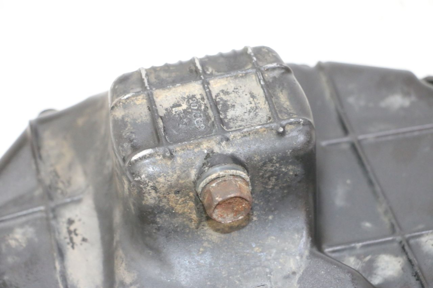 photo de CARTER OLIO MOTORE HONDA CB R 1000 (2018 - 2023) - Primo piano tecnico