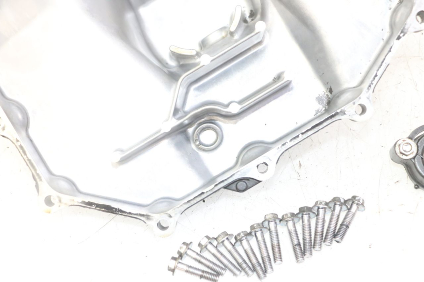 photo de CARTER OLIO MOTORE HONDA CB R 1000 (2018 - 2023) - Dettagli dei punti di fissaggio