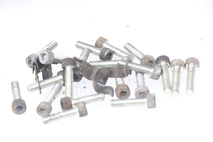 photo de COPERCHIO OLIO YAMAHA FJR ABS 1300 (2006 - 2012) - Ricambio usato controllato