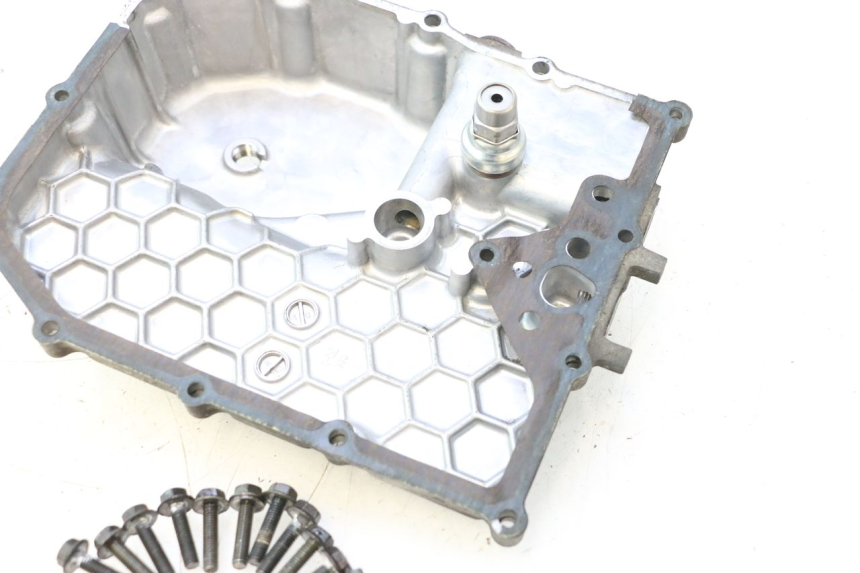 photo de CARTER OLIO MOTORE SUZUKI GSF N BANDIT 1200 (2001 - 2005) - Vista d'insieme del prodotto