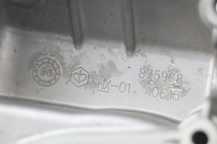 photo de COPERCHIO OLIO GILERA NEXUS 125 (2009 - 2013) - Vista d'insieme del prodotto