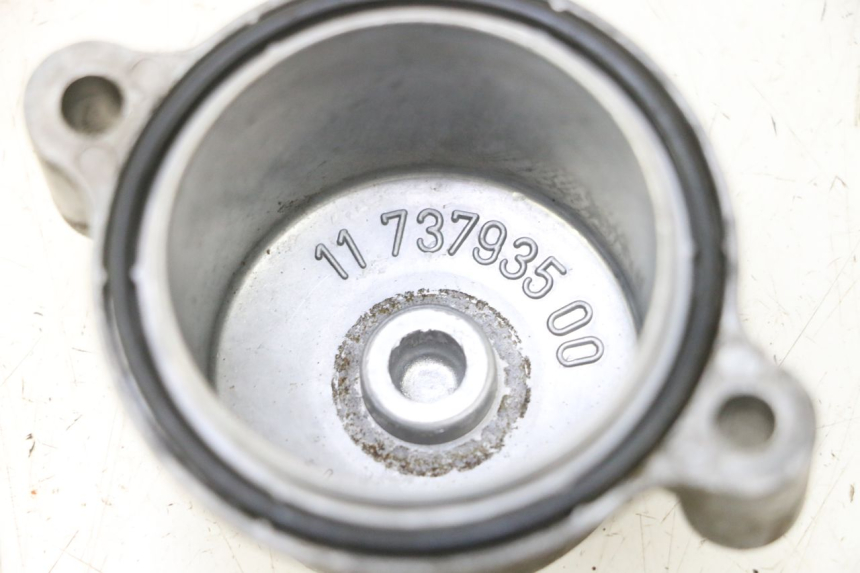 photo de COPERCHIO OLIO PEUGEOT SATELIS 125 (2006 - 2009) - Zoom sullo stato d'uso
