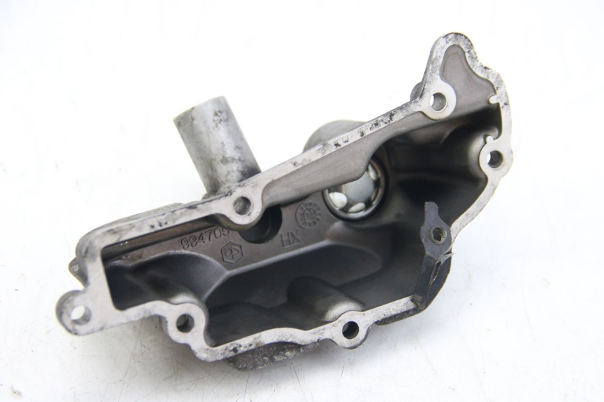 photo de COPERCHIO OLIO APRILIA SCARABEO 4T 50 (2009 - 2017) - Dettagli dei punti di fissaggio