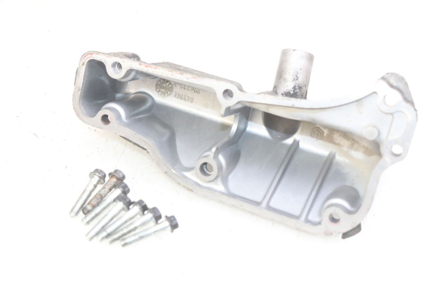 photo de COPERCHIO OLIO PIAGGIO VESPA LXV 125 (2006 - 2009) - Dettaglio del componente