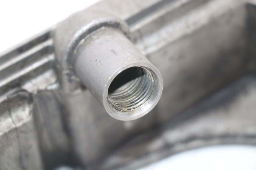 photo de COPERCHIO OLIO PIAGGIO X8 125 (2004 - 2007) - Zoom sullo stato d'uso