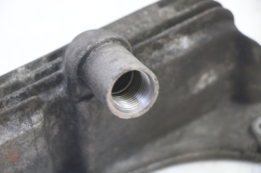 photo de COPERCHIO OLIO PIAGGIO X9 EVOLUTION 125 (2003 - 2007) - Zoom sullo stato d'uso