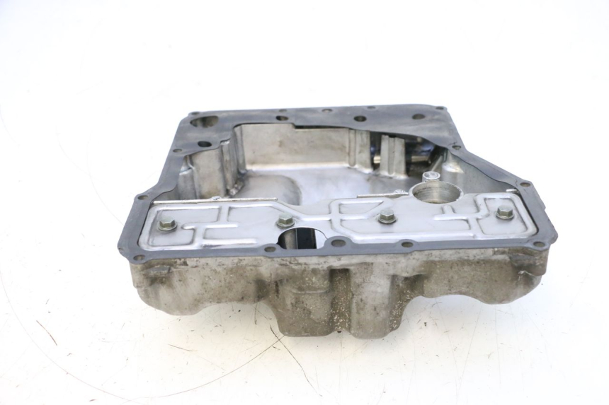 photo de CARTER OLIO MOTORE YAMAHA YZF R GENESIS 750 (1993 - 1998) - Primo piano tecnico