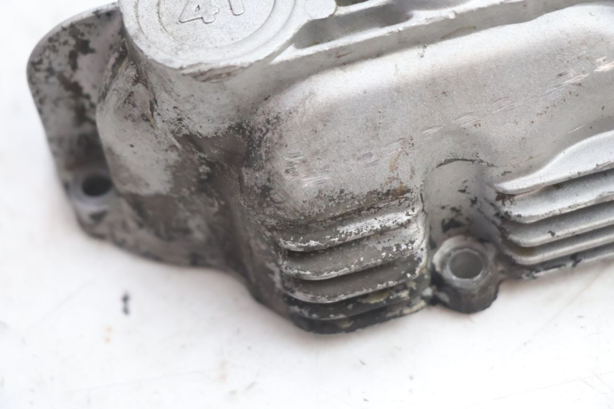 photo de COPERCHIO OLIO PIAGGIO ZIP 4T 50 (2018 - 2020) - Altra angolazione
