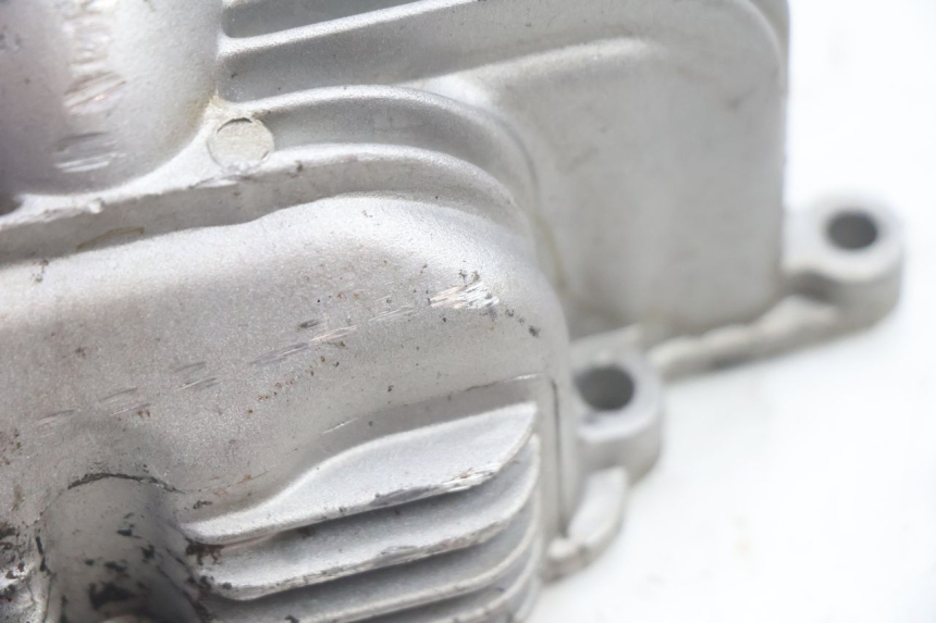 photo de COPERCHIO OLIO PIAGGIO ZIP 4T 50 (2018 - 2020) - Primo piano tecnico