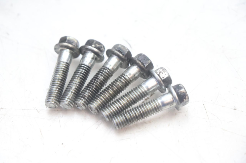 photo de CARTER OLIO MOTORE PIAGGIO ZIP IGET 4T 50 (2021 - 2023) - Vista d'insieme del prodotto
