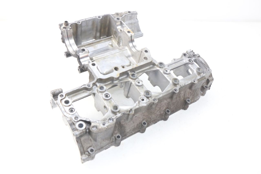 photo de CARTER MOTORE DESTRO SUZUKI GSX-R GSXR 600 (2001 - 2003) - Zoom sullo stato d'uso