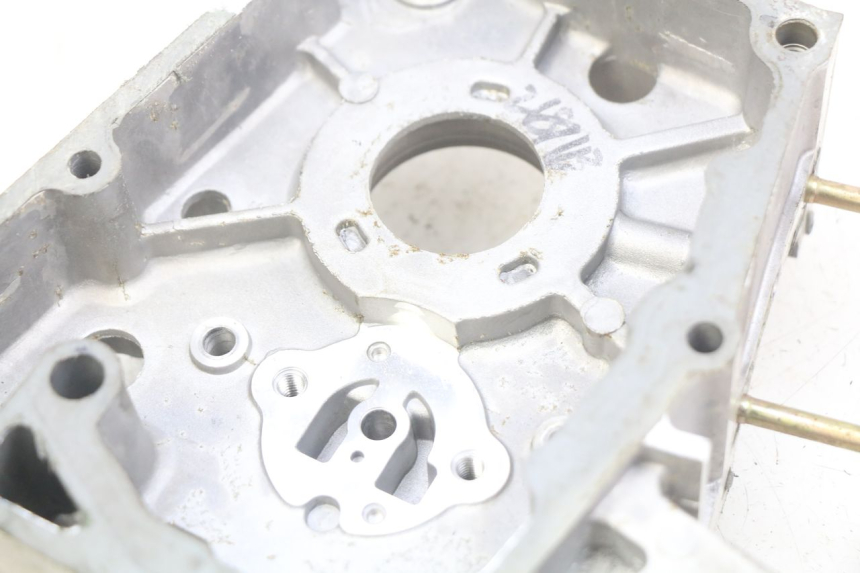 photo de MOTORE SYM ORBIT III 3 4T 50 (2021 - 2025) - Stato della superficie e materiale