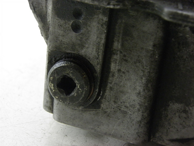 photo de CARTER MOTORE DESTRO PEUGEOT SATELIS 125 (2010 - 2012) - Primo piano tecnico