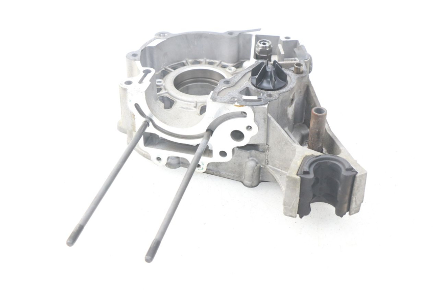 photo de CARTER MOTORE DESTRO PEUGEOT SATELIS 125 (2013 - 2018) - Altra angolazione