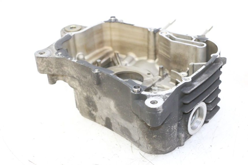 photo de MOTORE YAMAHA X-MAX XMAX 125 (2010 - 2013) - Dettagli dei punti di fissaggio