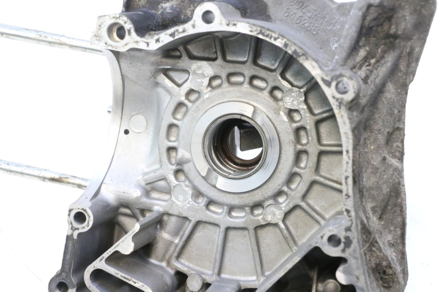 photo de MOTORE PIAGGIO X9 EVOLUTION 125 (2003 - 2007) - Dettagli dei punti di fissaggio