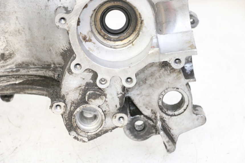 photo de CARTER MOTORE PEUGEOT CITYSTAR 50 (2013 - 2017) - Ricambio usato controllato