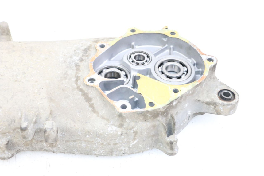 photo de CARTER MOTORE HONDA FES PANTHEON 2T 125 (1998 - 2002) - Dettagli dei punti di fissaggio