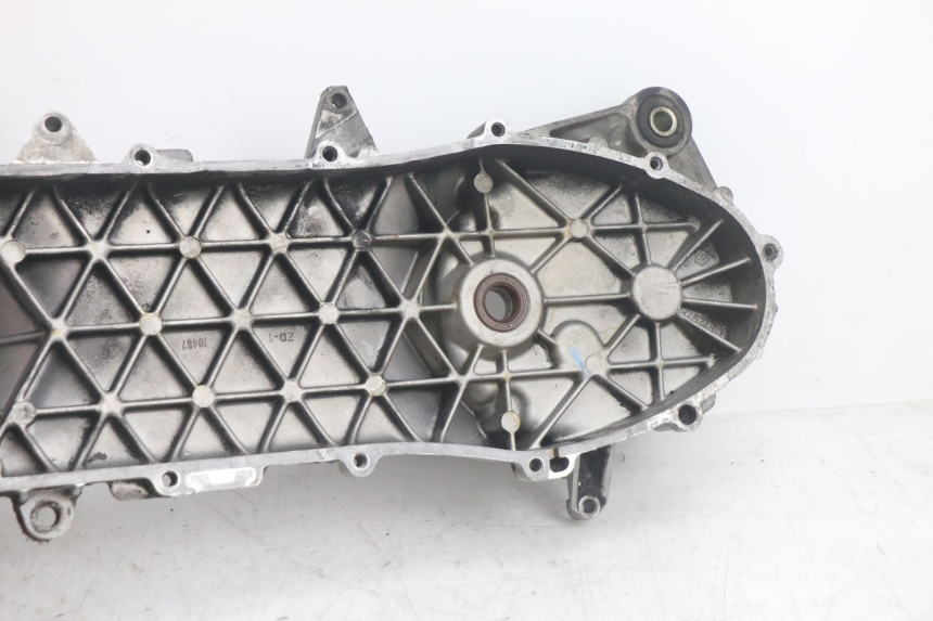 photo de CARTER MOTORE PIAGGIO FLY 2T 50 (2004 - 2017) - Altra angolazione
