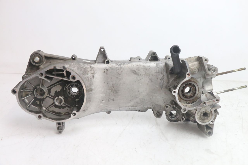 photo de CARTER MOTORE PIAGGIO FLY 2T 50 (2004 - 2017) - Primo piano tecnico