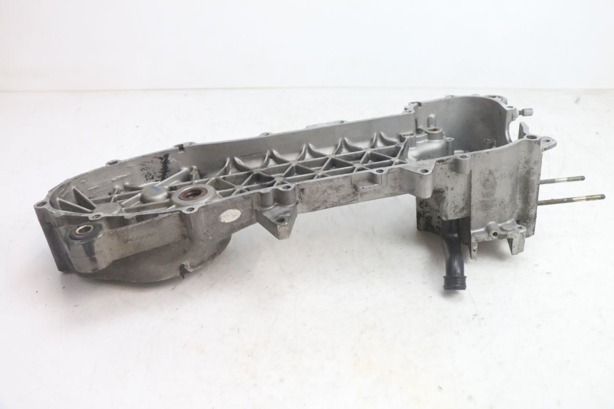 photo de CARTER MOTORE PIAGGIO FLY 2T 50 (2004 - 2017) - Ricambio usato controllato