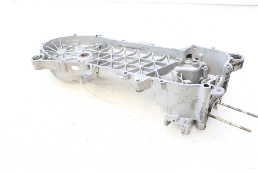 photo de CARTER MOTORE PIAGGIO FLY 2T 50 (2004 - 2017) - Caratteristiche distintive