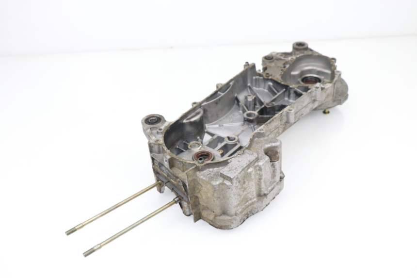 photo de CARTER MOTORE SINISTRO REVATTO FUTURA GT 125 (2006 - 2008) - Caratteristiche distintive