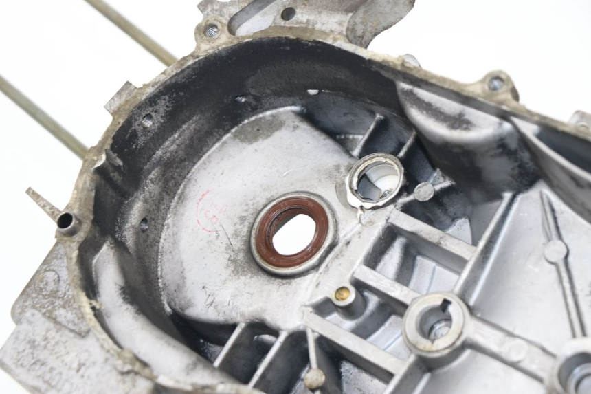 photo de CARTER MOTORE SINISTRO REVATTO FUTURA GT 125 (2006 - 2008) - Zoom sullo stato d'uso