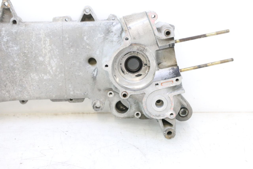 photo de CARTER MOTORE PIAGGIO LIBERTY 50 (1998 - 2003) - Foto prodotto supplementare