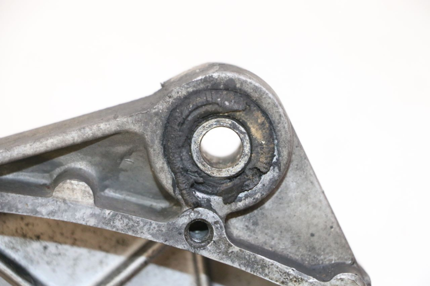 photo de CARTER MOTORE PIAGGIO NEW TYPHOON 50 (2010 - 2017) - Dettagli dei punti di fissaggio