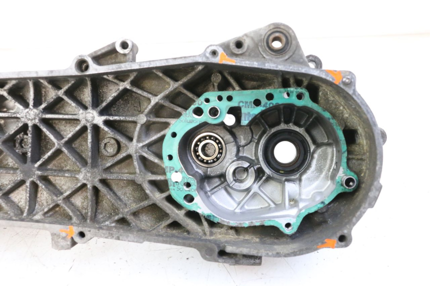 photo de CARTER MOTORE SINISTRO PEUGEOT TKR TREKKER FURIOUS 50 (2005 - 2014) - Zoom sullo stato d'uso
