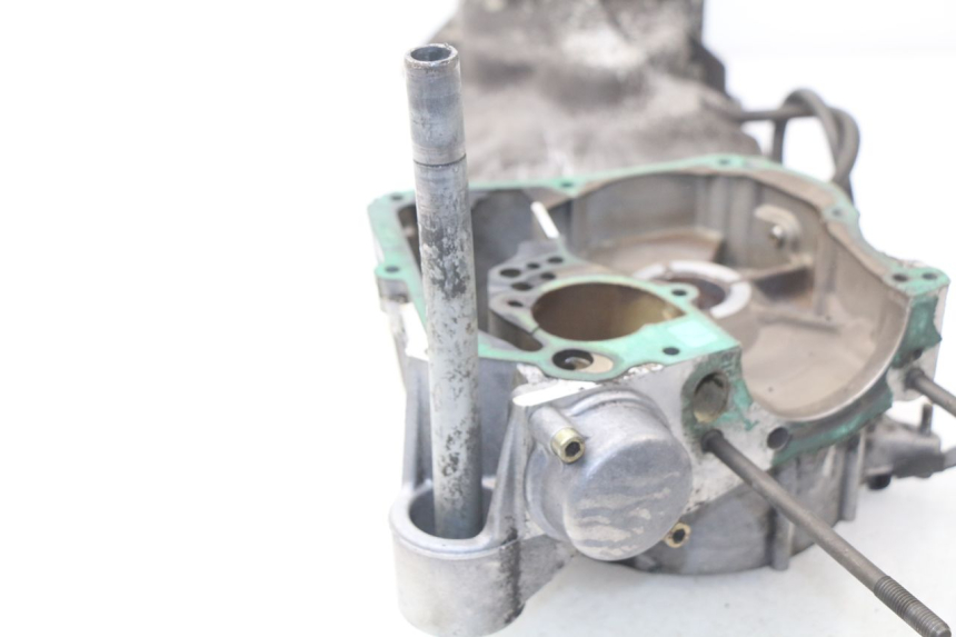 photo de CARTER MOTORE SINISTRO APRILIA SCARABEO GT 125 (1999 - 2007) - Dettagli dei punti di fissaggio