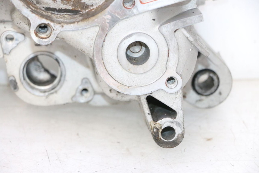 photo de CARTER MOTORE APRILIA SR 2T 50 (2012 - 2017) - Stato della superficie e materiale