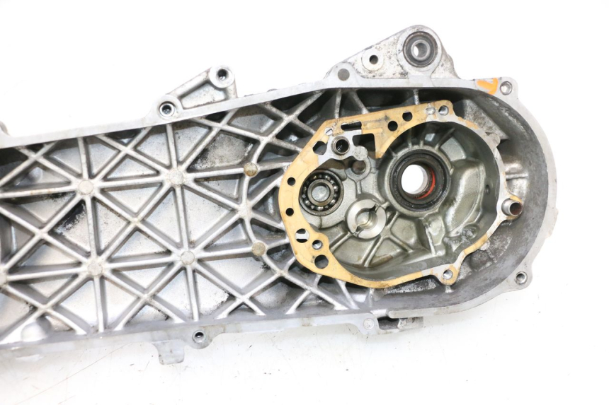 photo de CARTER MOTORE PEUGEOT TREKKER 50 (1995 - 2004) - Altra vista dell'articolo