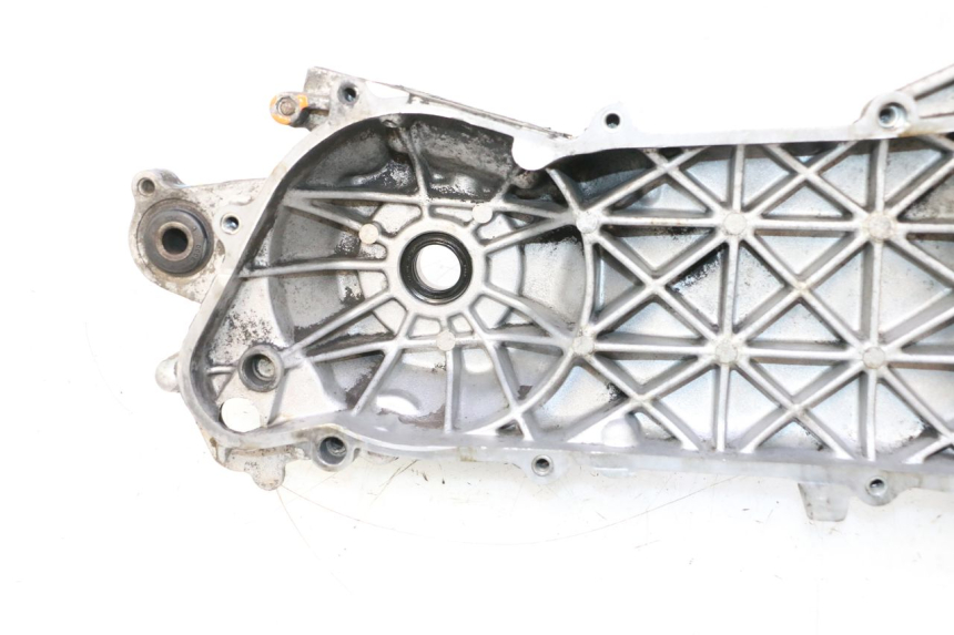 photo de CARTER MOTORE PEUGEOT TREKKER 50 (1995 - 2004) - Caratteristiche distintive