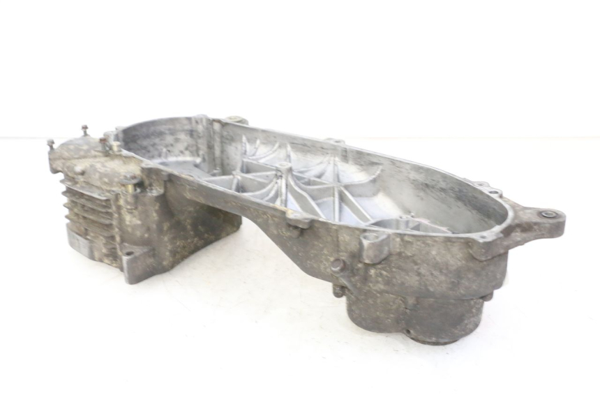 photo de CARTER MOTORE SINISTRO YAMAHA XMAX X-MAX 125 (2006 - 2009) - Primo piano tecnico