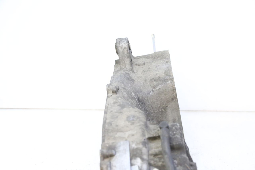 photo de CARTER MOTORE YAMAHA X-MAX XMAX 125 (2010 - 2013) - Dettagli dei punti di fissaggio